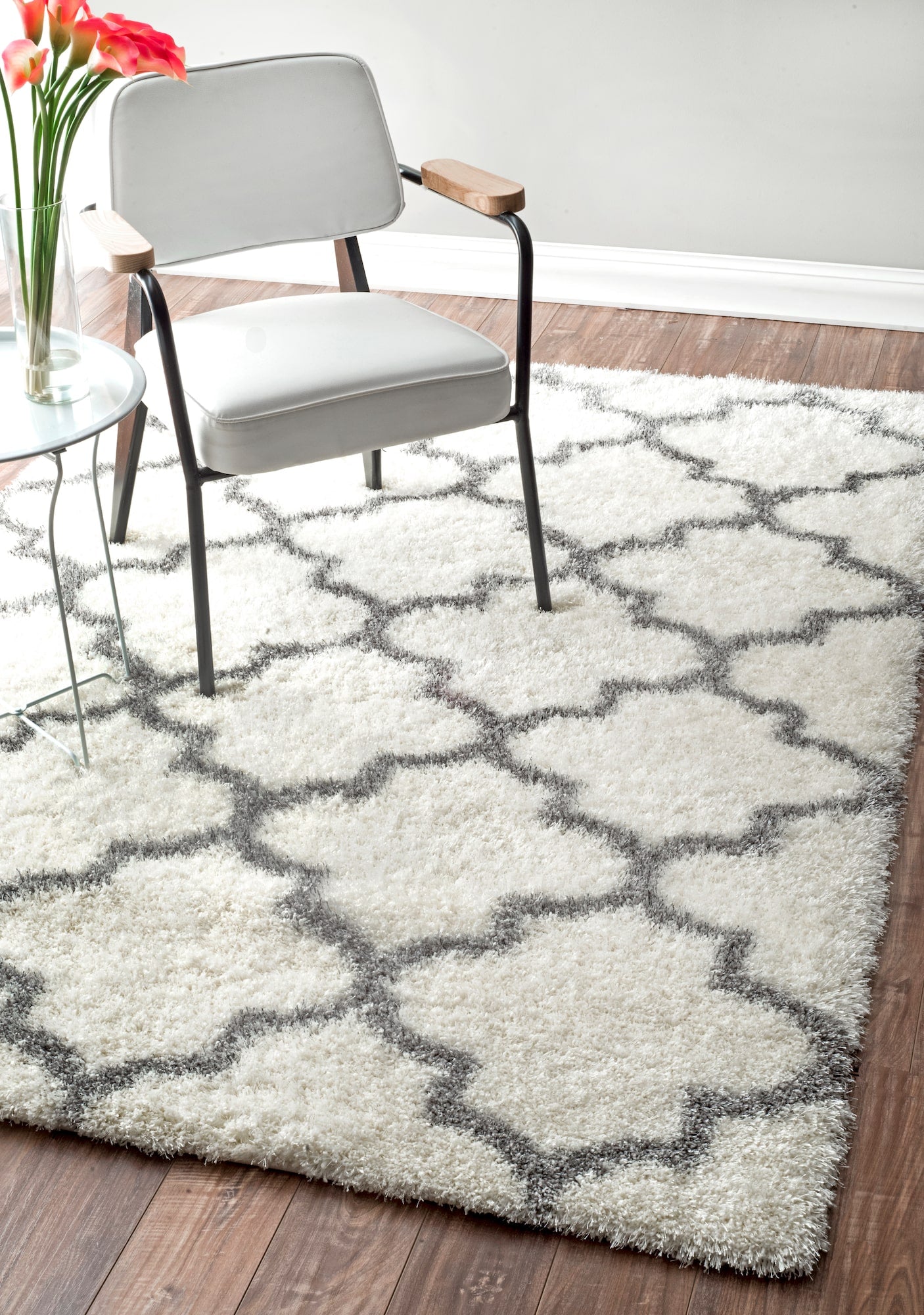 Classic Rectangular Ivory Shag Rug (Multiple Sizes Available)