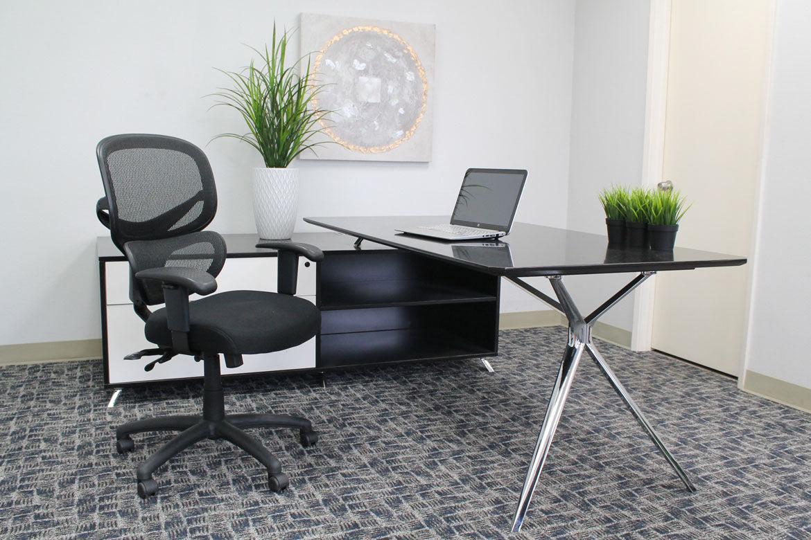 Classic Ergonomic Black Mesh Office Chair from Boss