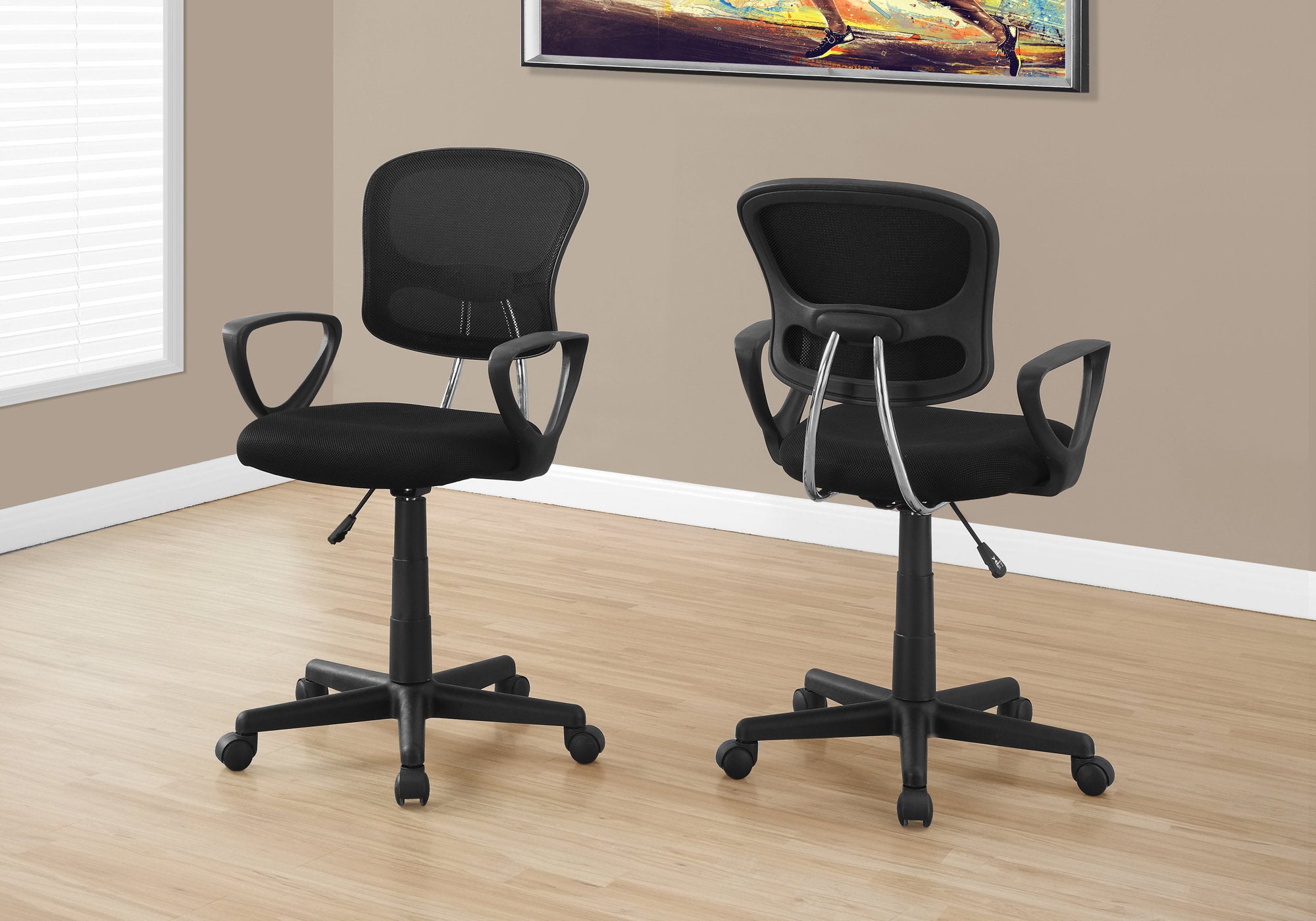 Black Mesh Low Back Office Chair